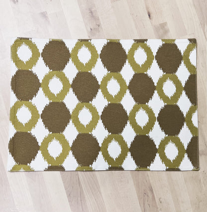 Fennco Styles Ikat Design 100% Cotton Cloth Napkins 20 x 20 Inch, Set of 4 - Chartreuse Dinner Napkins for Home Decor, Dining Table, Banquets and Special Occasion