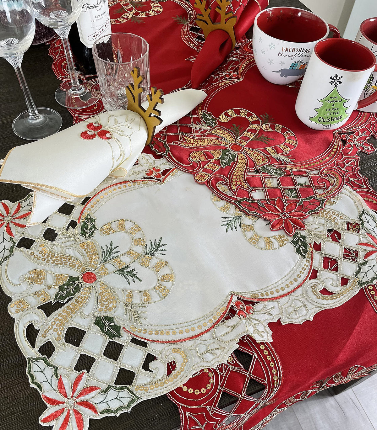 Fennco Styles Christmas Embroidered Holly Cloth Napkins 20" W x 20" L, Set of 4