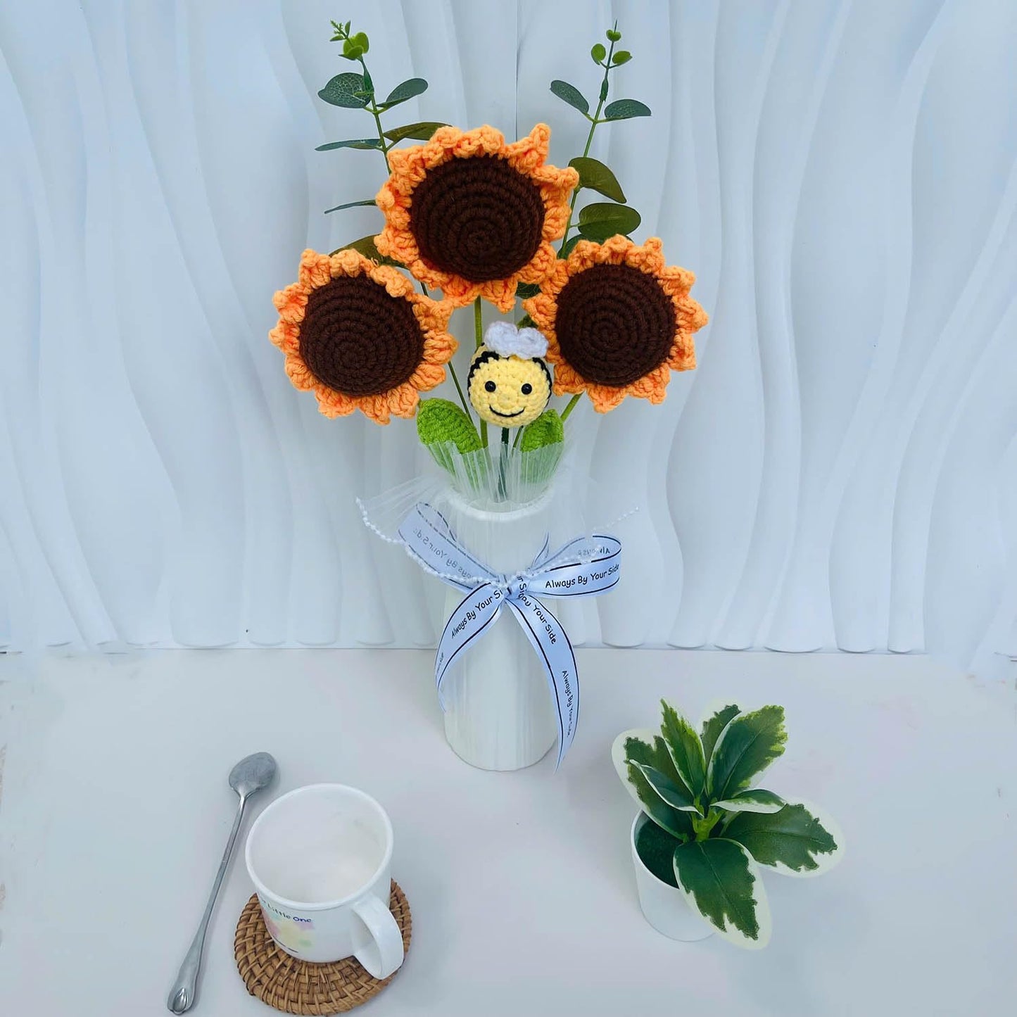 Handmade Crochet Flower Bouquet (Sunflower & Bee)