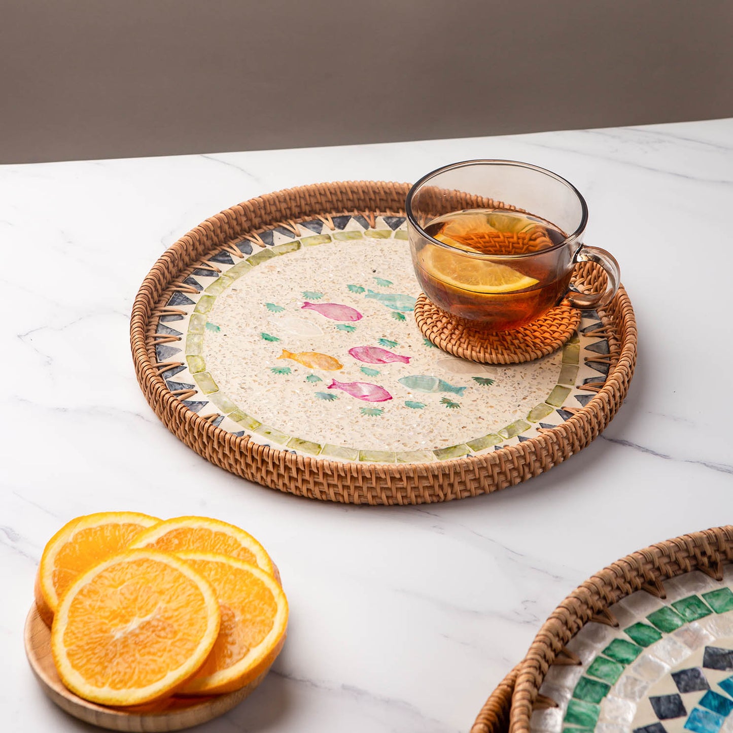 11.8' Round Rattan Mother Pearl Inlay Tray (Aquatic)