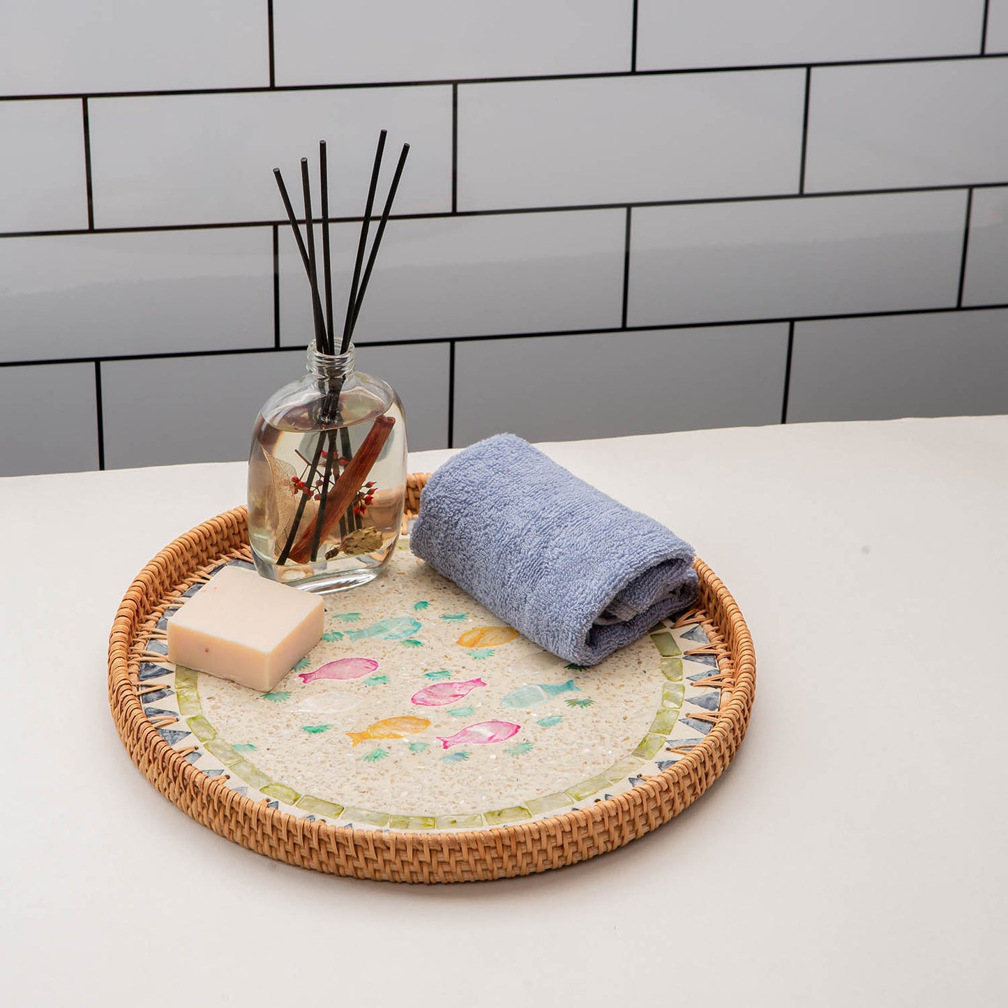 11.8' Round Rattan Mother Pearl Inlay Tray (Aquatic)