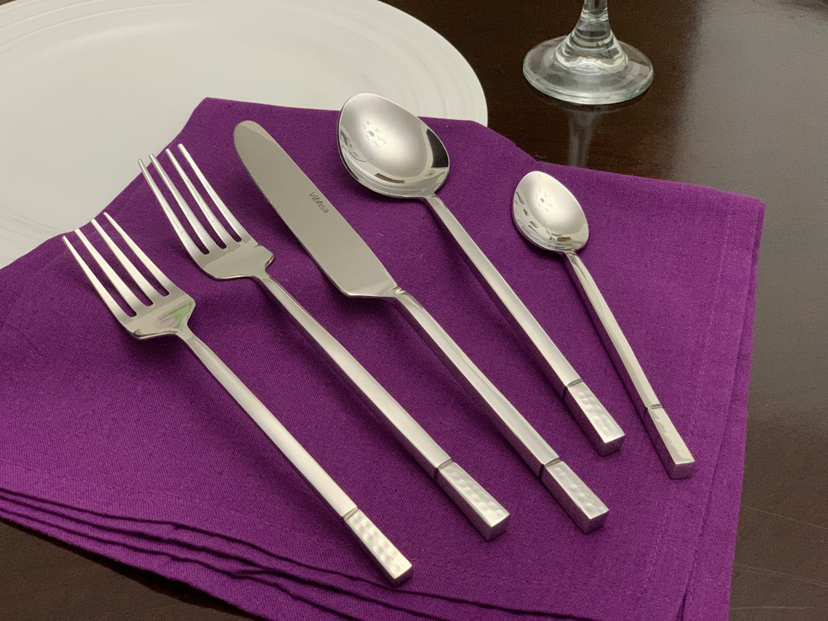 Vibhsa Flatware set of 20 Pieces Silver Stainless Steel Modern Design