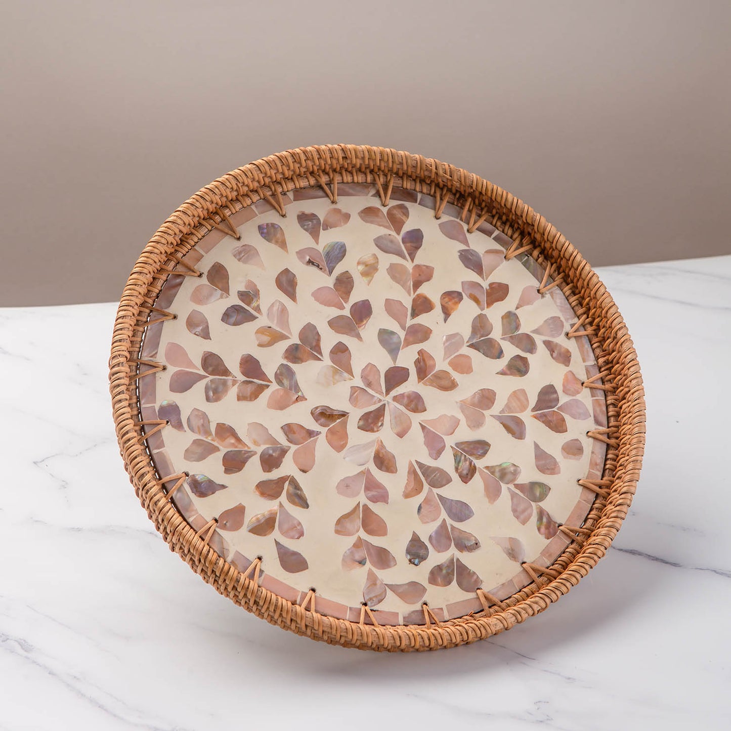 11.8' Wicker Round Rattan Mother of Pearl Serving Basket Tray for Décor Coffee Table (Leaf)