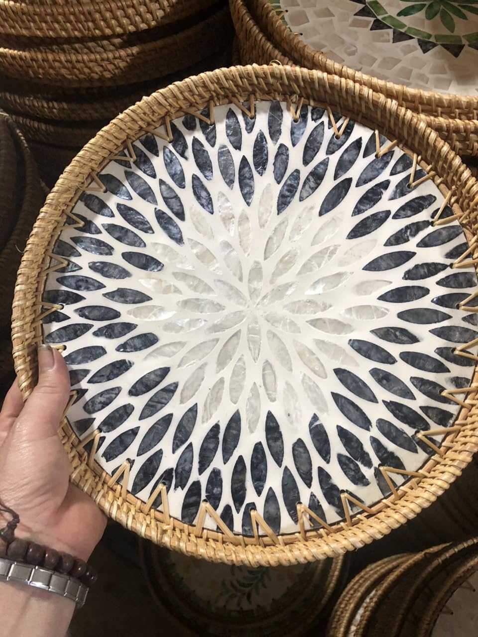 11.8' Wicker Round Rattan Mother of Pearl Serving Basket Tray for Décor Coffee Table (Black)