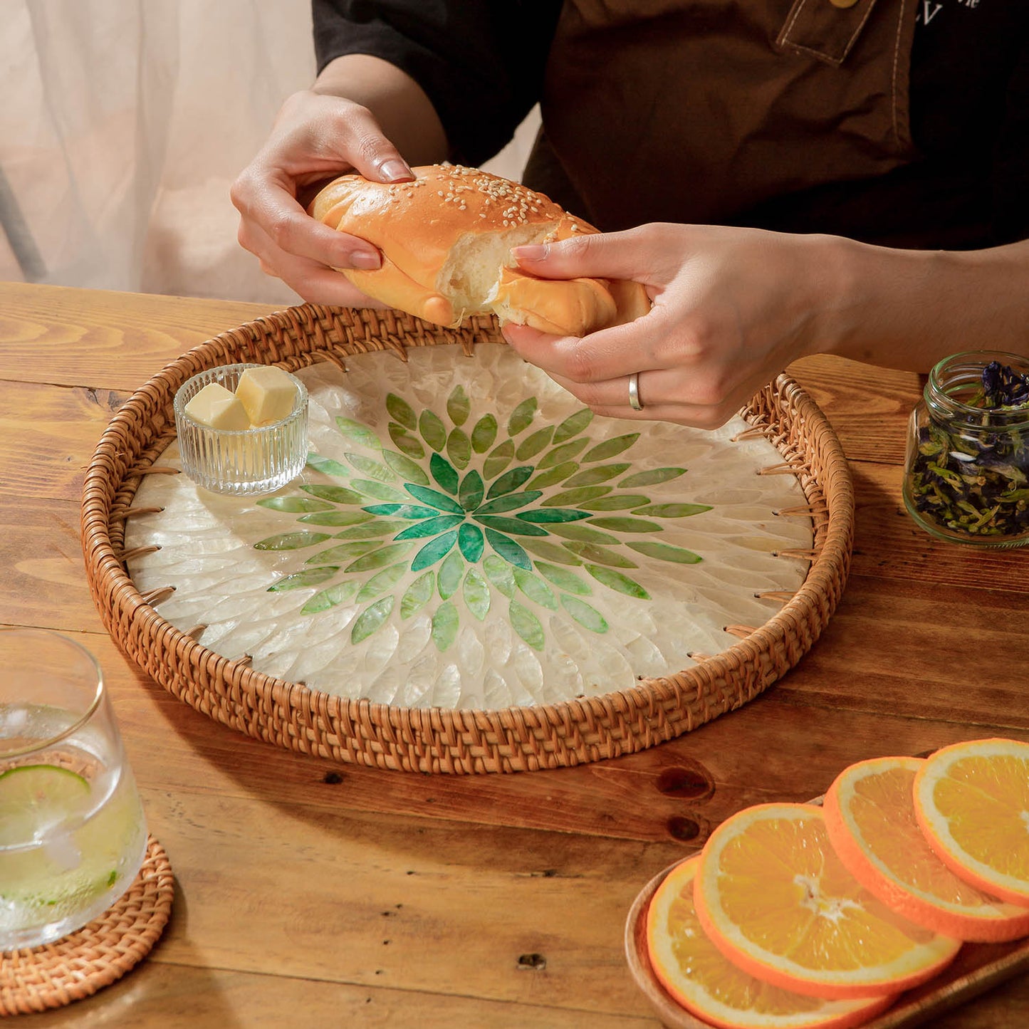 11.8" Wicker Round Rattan Mother of Pearl Serving Basket Tray for Décor Coffee Table (Emerald)