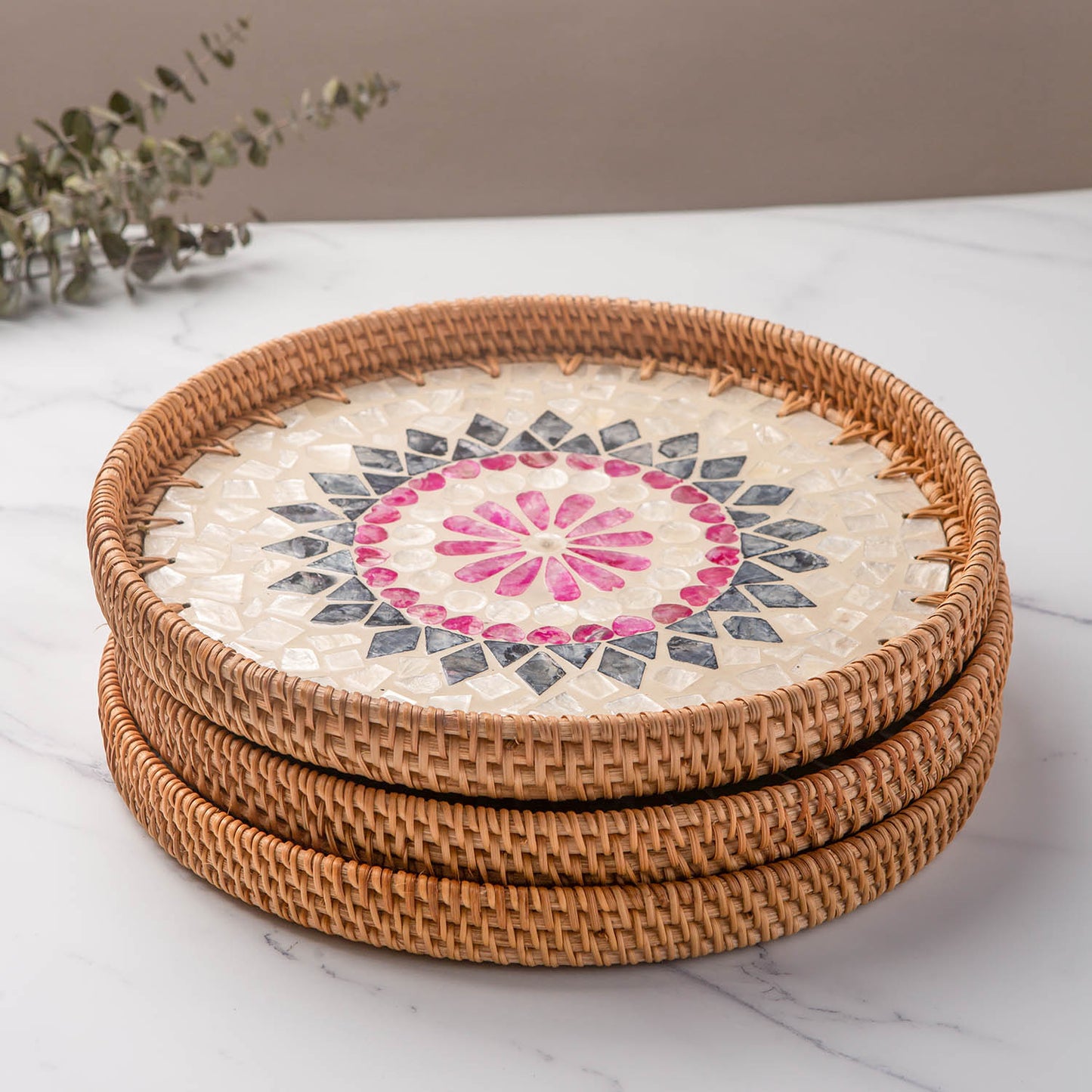 11.8' Wicker Round Rattan Mother of Pearl Serving Basket Tray for Décor Coffee Table (Lozenge)