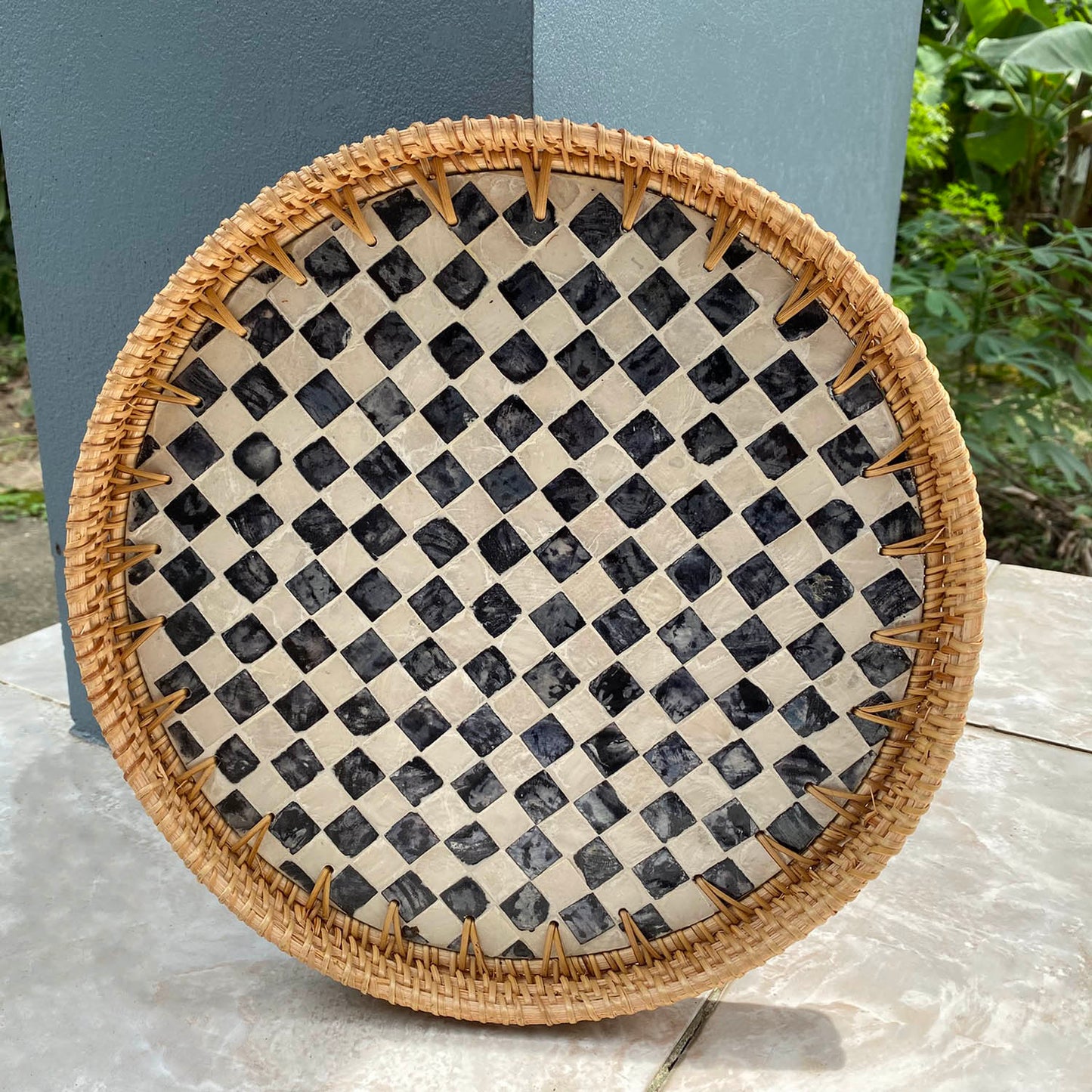 11.8' Wicker Round Rattan Mother of Pearl Serving Basket Tray for Décor Coffee Table (Caro)