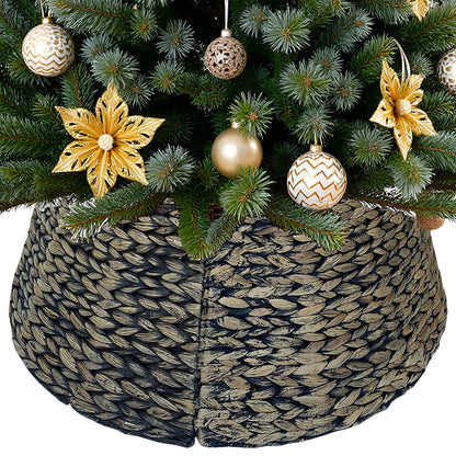 Handwoven Christmas Tree Collar – Natural Water Hyacinth Rattan Ring
