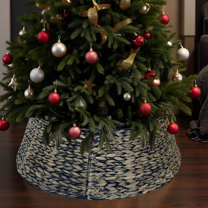 Handwoven Christmas Tree Collar – Natural Water Hyacinth Rattan Ring