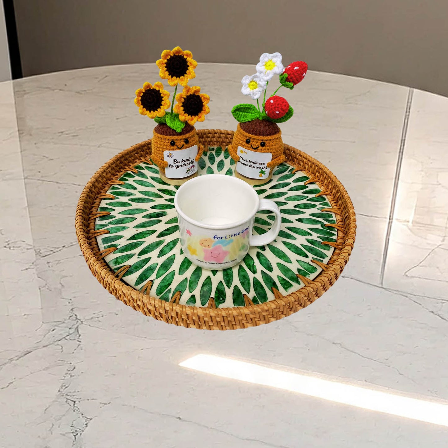 11.8' Wicker Round Rattan Mother of Pearl Serving Basket Tray for Décor Coffee Table (Green Leaf)