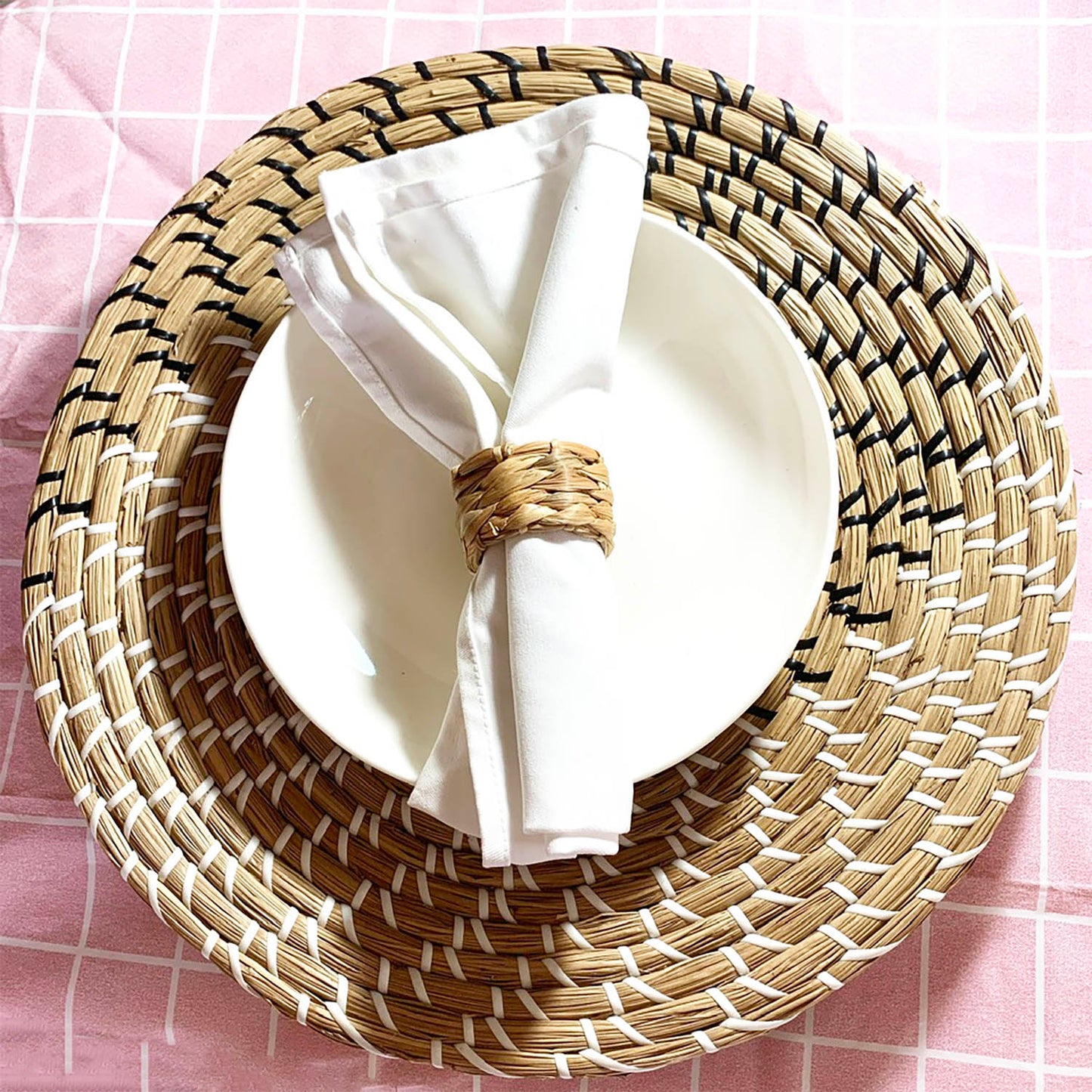 Set 6 Woven Water Hyacinth Napkin Rings | Rustic Boho Wicker Napkin Holders | Natural Farmhouse Rattan Napkin Ring for Christmas, Thanksgiving Dining Table, Wedding Party