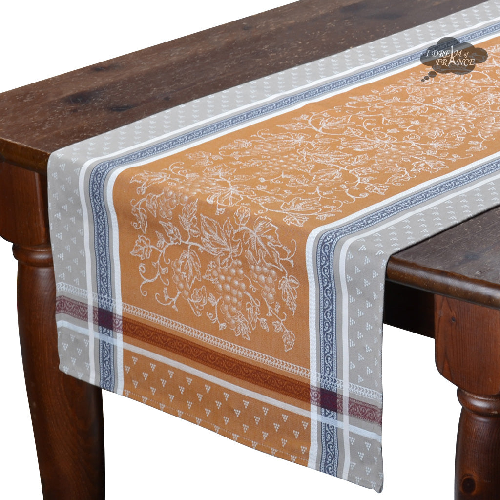 French Jacquard Cotton Table Runner – Caramel