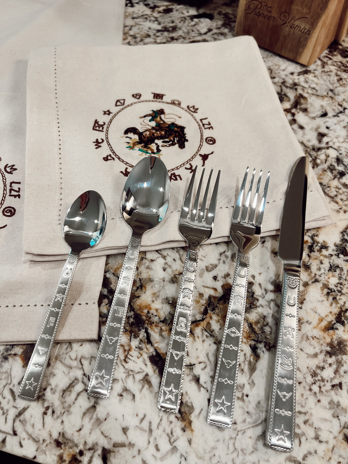 The 20 Piece Western Brands Flatware