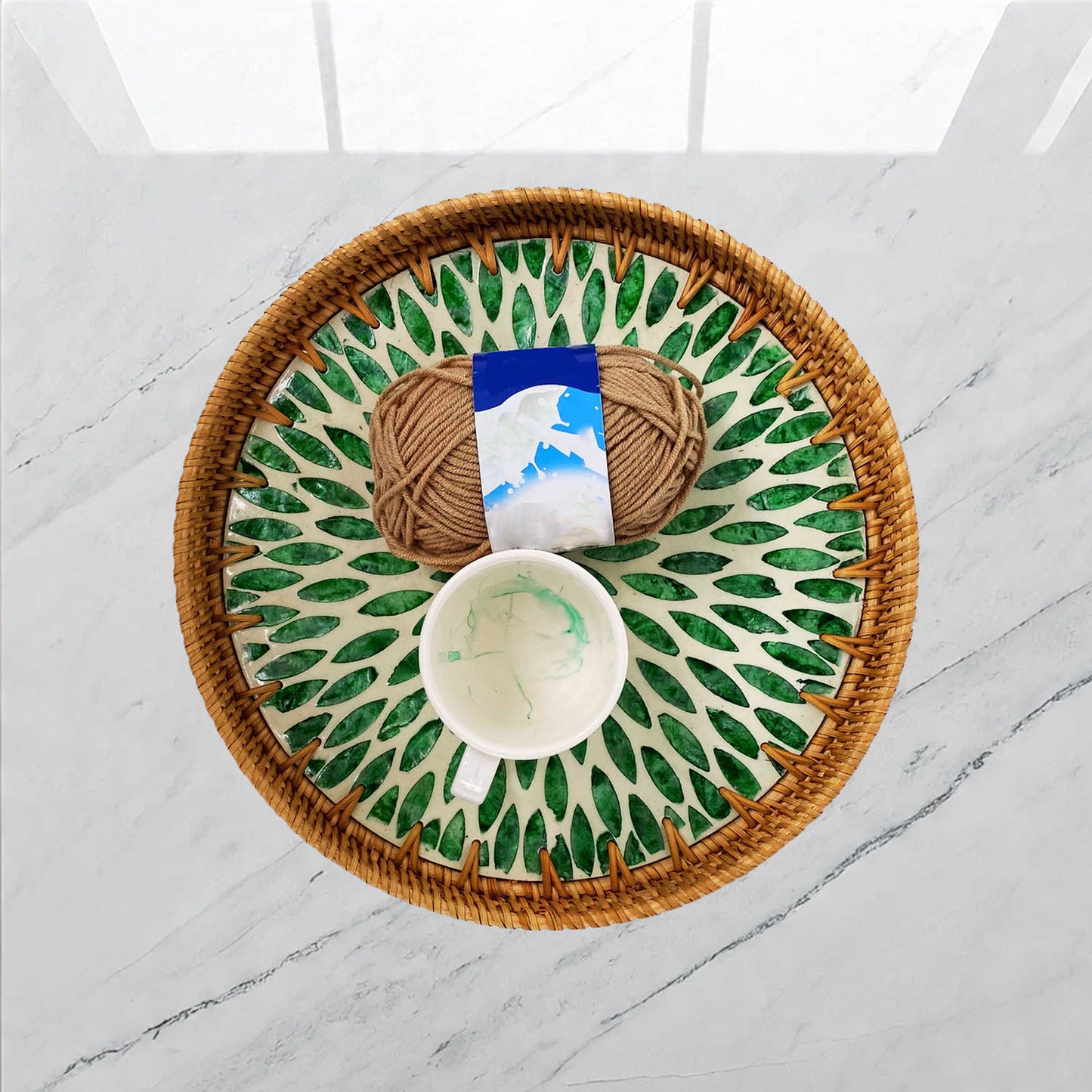 11.8' Wicker Round Rattan Mother of Pearl Serving Basket Tray for Décor Coffee Table (Green Leaf)