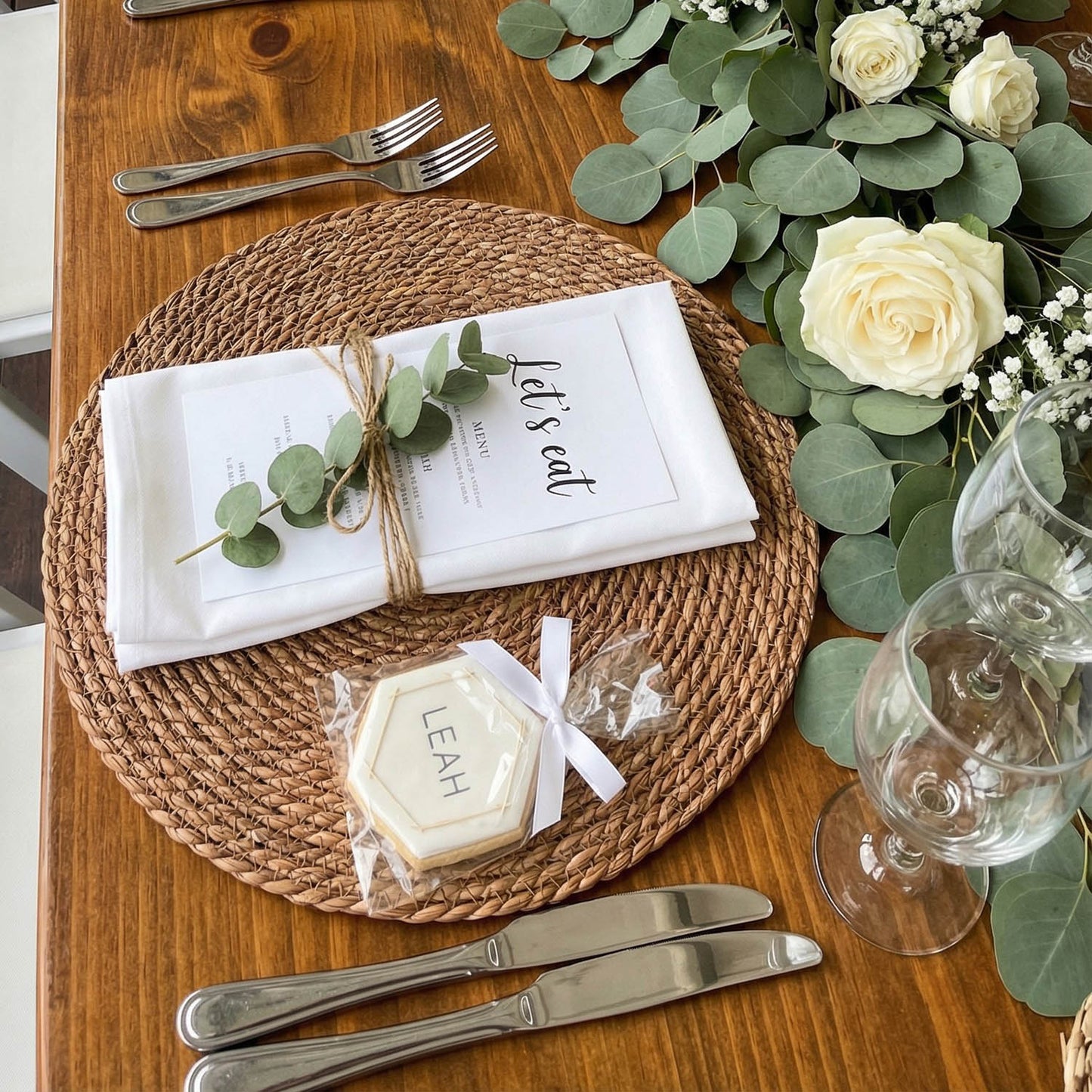 Round Brown Seagrass Placemats