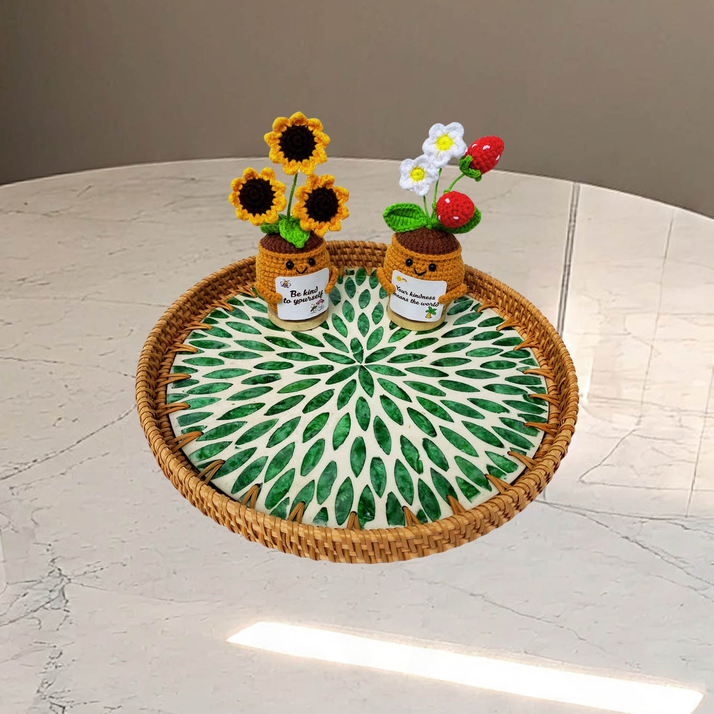 11.8' Wicker Round Rattan Mother of Pearl Serving Basket Tray for Décor Coffee Table (Green Leaf)