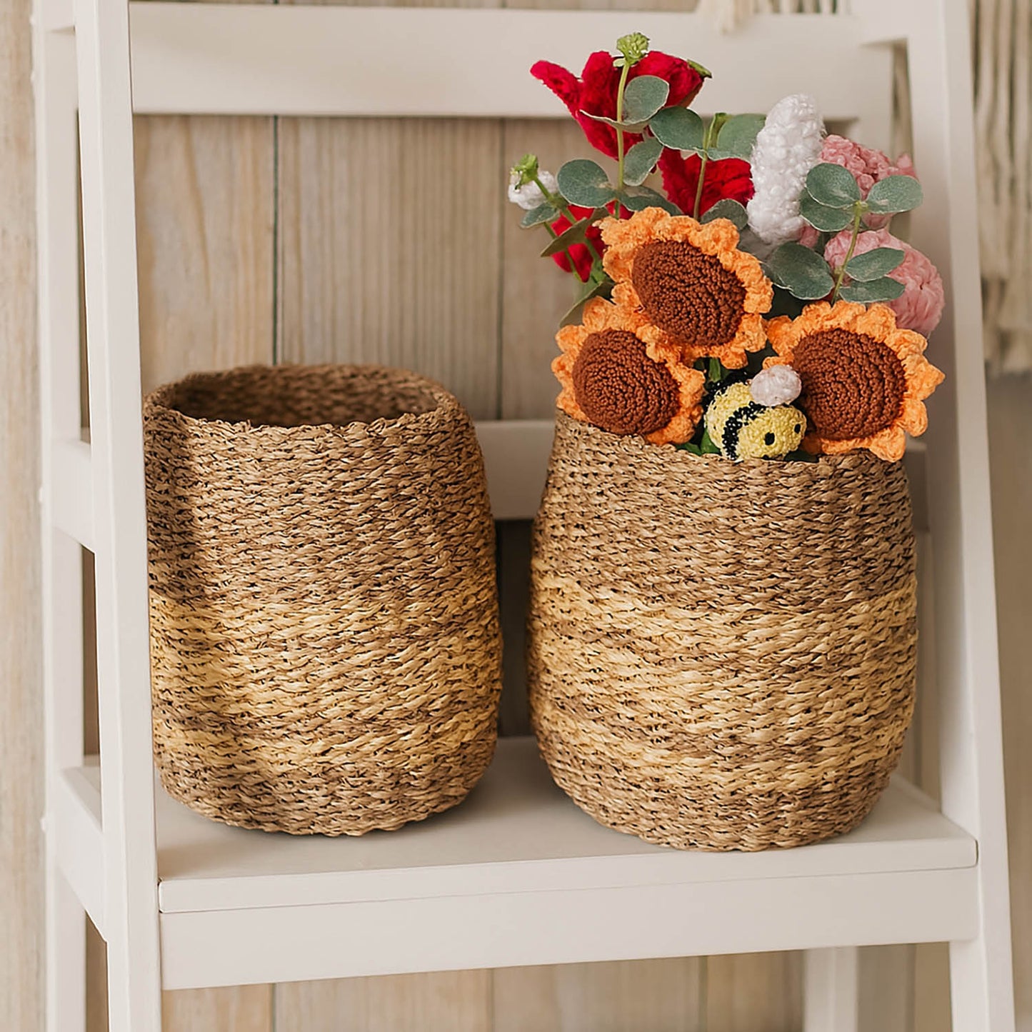 Small Seagrass Basket | Handwoven Natural Waste Bin for Garbage, Storage, or Holding Planters | Ideal for Bathroom, Bedroom, Office, or Under Desk Use (Seagrass)